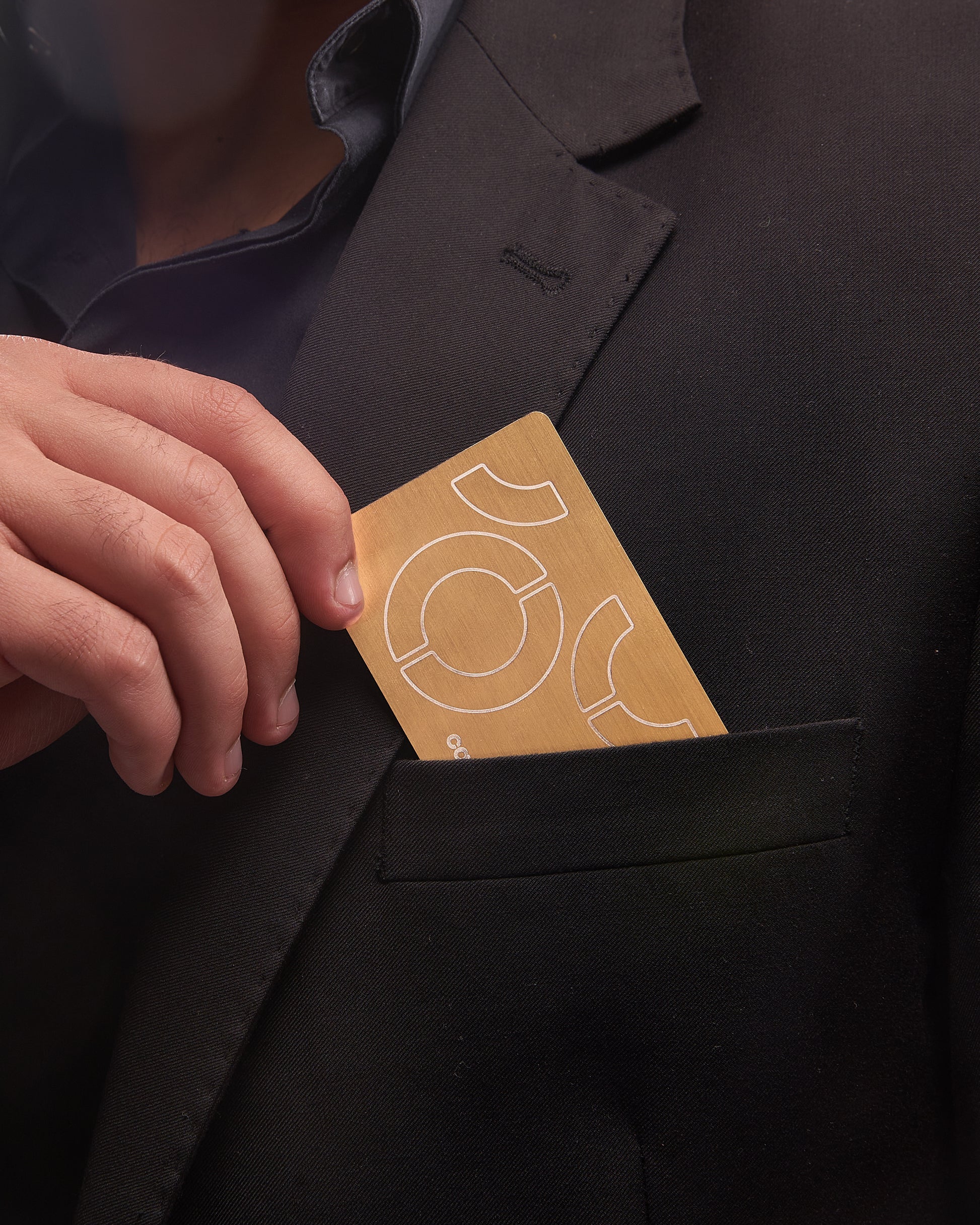 Cardtap NFC Metal Card Gold - suit pocket